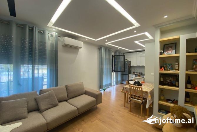 Shtepi me qera Apartament ne Tirane, 1+1, Mobilimi E mobiluar, Pagesa 600  Euro.