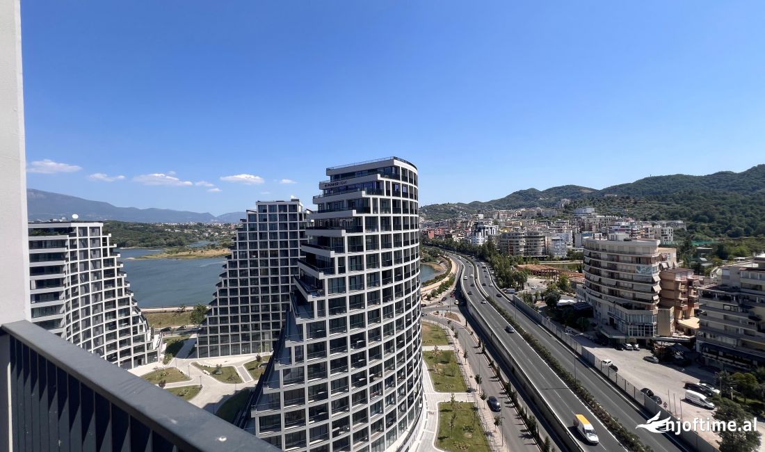 Appartamento in vendita a Tirana 2+1, Vuoto