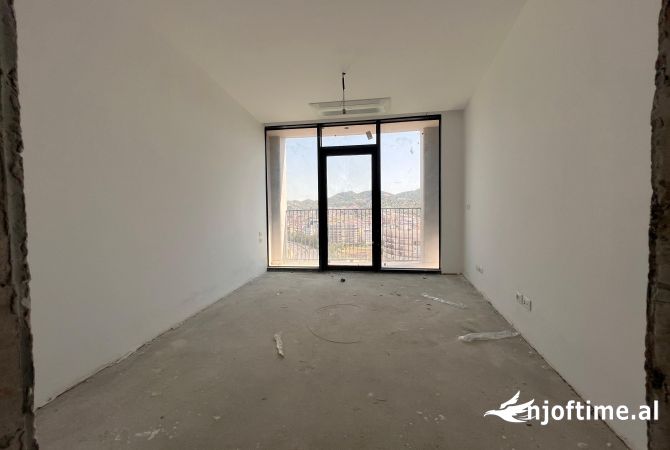 Appartamento in vendita a Tirana 2+1, Vuoto