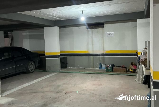 Ambient biznesi ne shitje 6+1 ne Tirane - 280,000 Euro