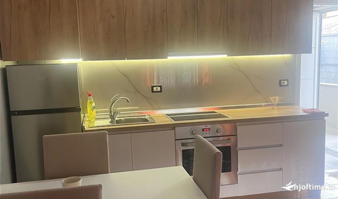 Casa privata/Indipendente in affitto a Tirana 1+1, Arredato