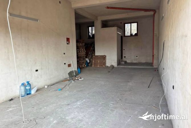 Jepet me qera Magazine ne Babrru