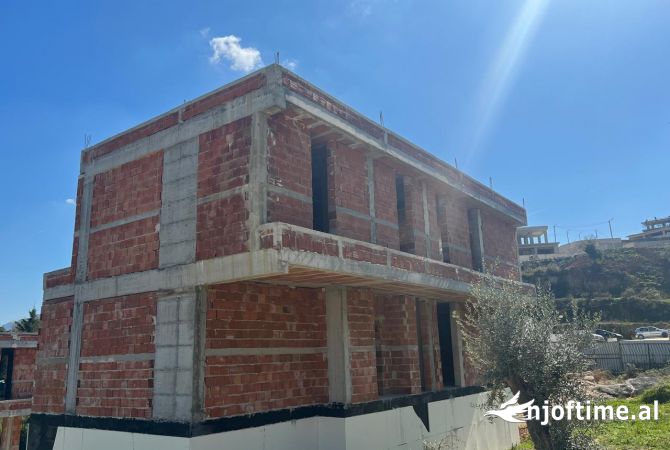 Apartment for sale in Tirana 4+1, Emty