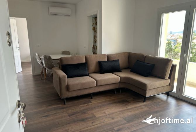 Shtepi me qera Apartament ne Tirane, 1+1, Mobilimi E mobiluar, Pagesa 400  Euro.