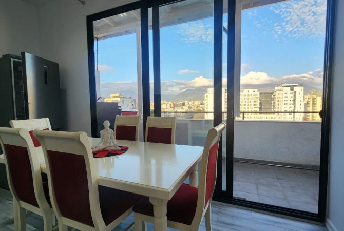 Appartamento in affitto a Tirana 2+1, Arredato