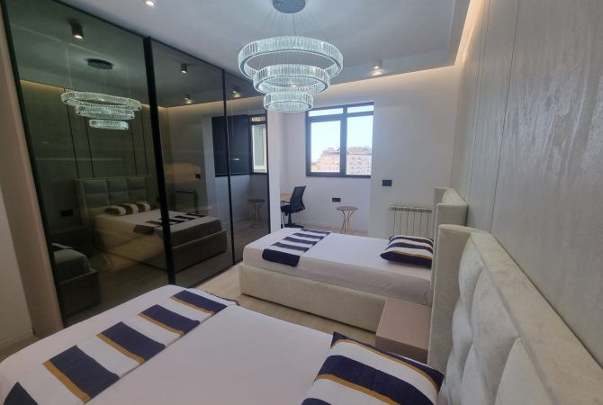 Shtepi me qera Apartament ne Tirane, 2+1, Mobilimi E mobiluar, Pagesa 1,800  Euro.