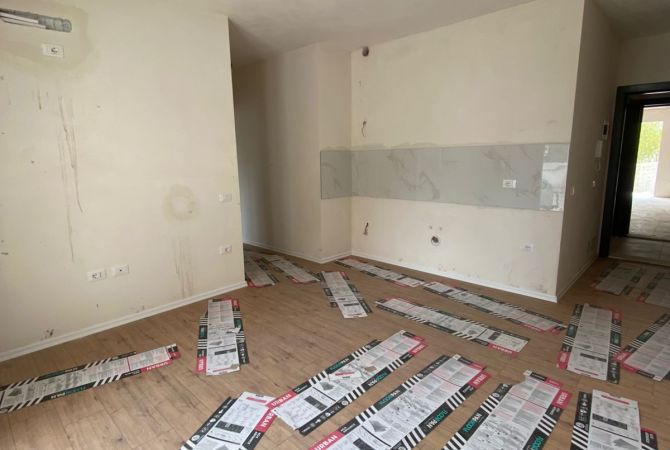 Appartamento in vendita a Durazzo 1+1, Vuoto