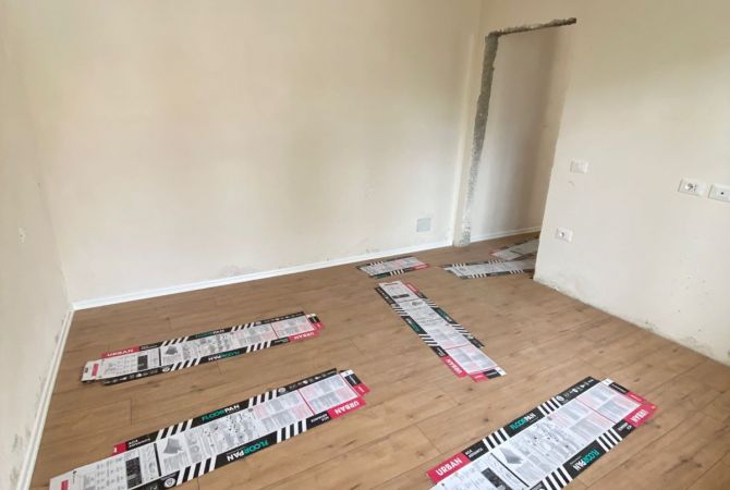 Shitet apartament 1+1 ne Durres