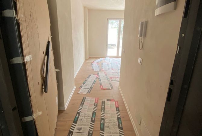 Appartamento in vendita a Durazzo 1+1, Vuoto