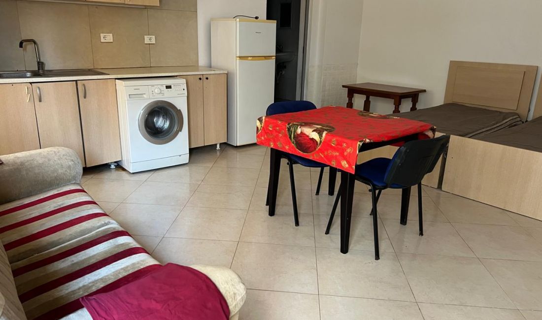 Appartamento in vendita a Tirana Garsoniere, Vuoto