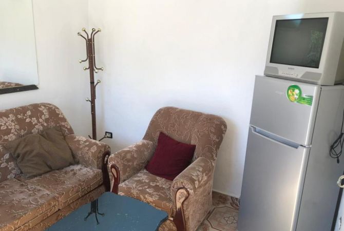 Jepet objekt me qera Bathore, Kamez