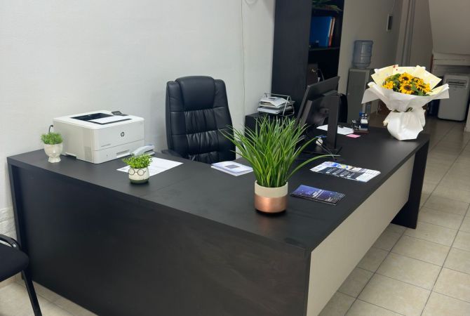 Ambient biznesi me qera 1+1 ne Tirane - 25,000 Leke