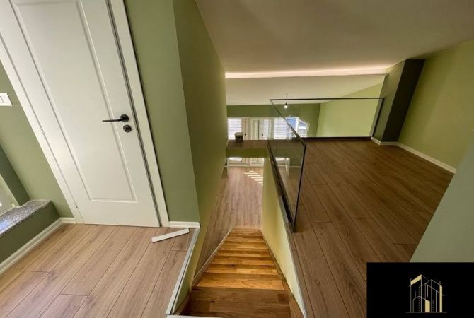 Appartamento in vendita a Tirana 3+1, Vuoto