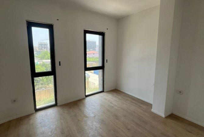 Shtepi ne shitje Apartament ne Tirane, 2+1, Mobilimi Bosh, pa mobiluar, Pagesa 188,700  Euro.