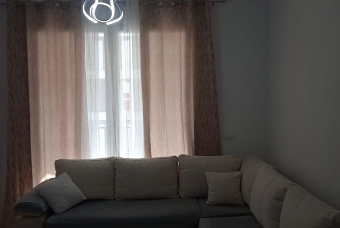 House for Rent 1+1 in Tirana - 35,000 Leke