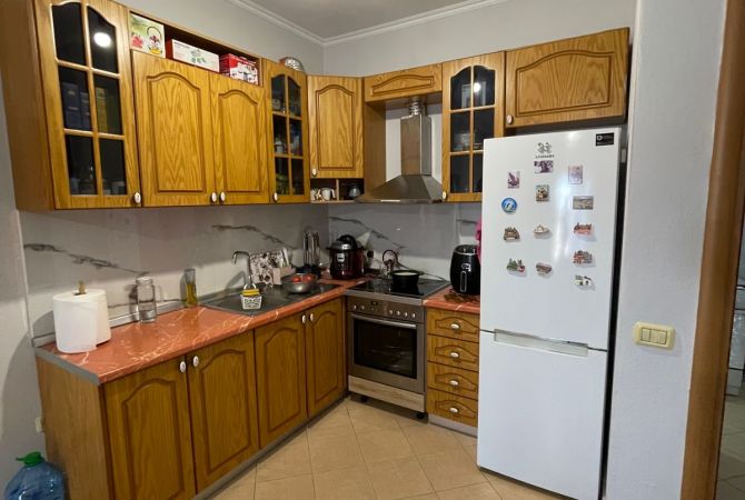 Shitet apartament 2+1+2 Astir 