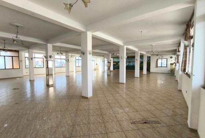 Jepet godine me qira ne Kamez, Bathore