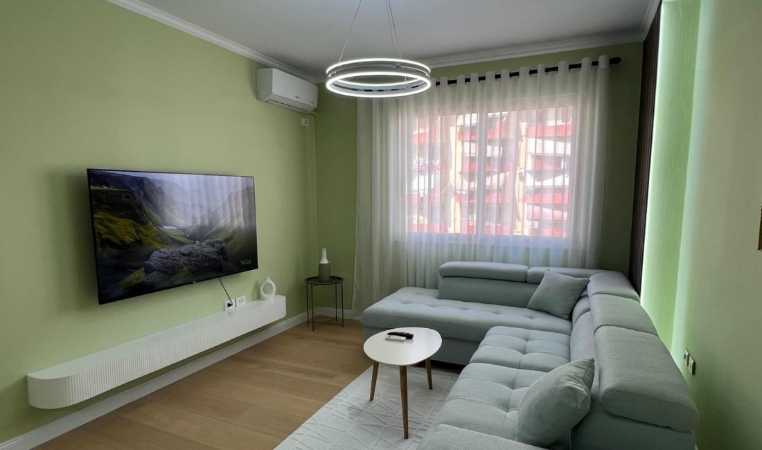 Shtepi ne shitje Apartament ne Tirane, 2+1, Mobilimi E mobiluar, Pagesa 145,000  Euro.