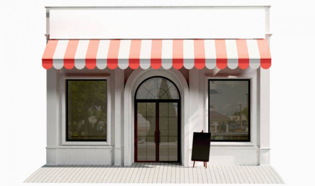 Shitet dyqan tek Liqeni i Thate