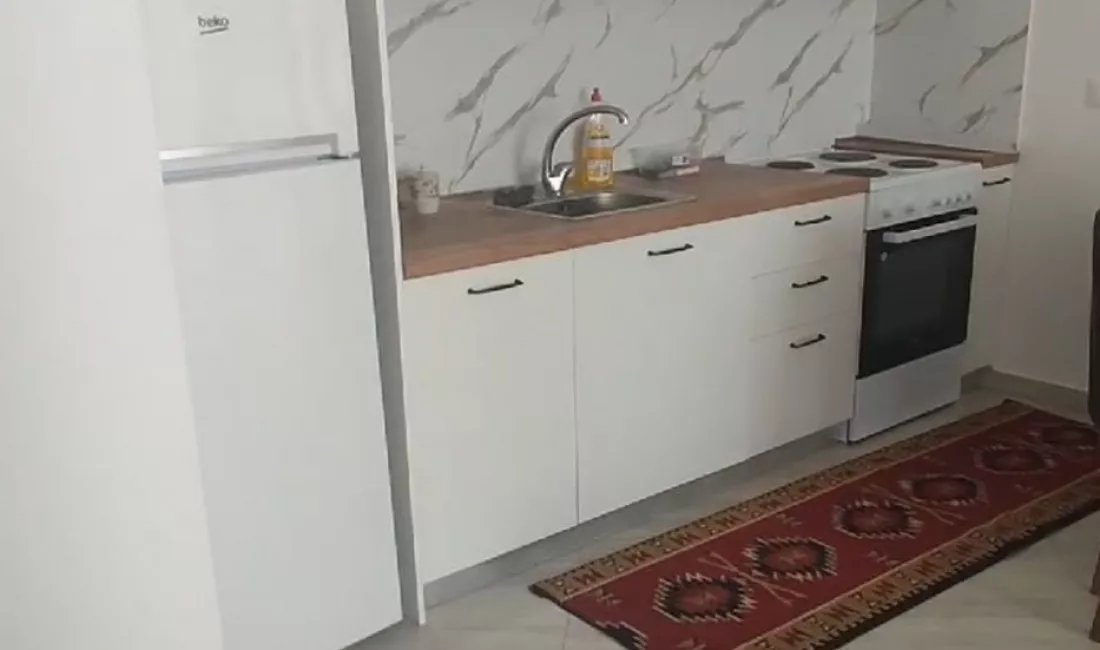 Appartamento in vendita a Tirana 1+1, Arredato