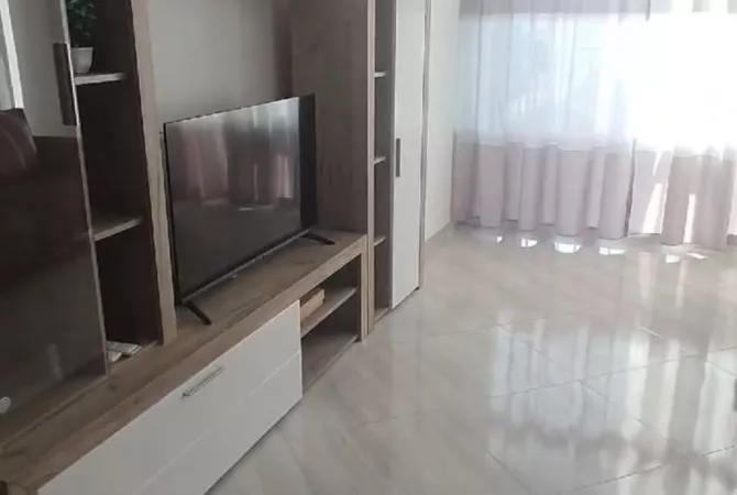 Appartamento in vendita a Tirana 1+1, Arredato