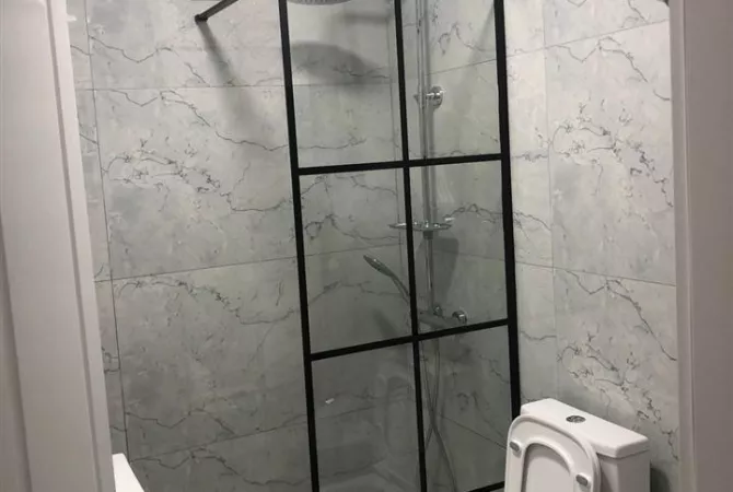 Shtepi ne shitje Apartament ne Tirane, 1+1, Mobilimi Bosh, pa mobiluar, Pagesa 133,000  Euro.