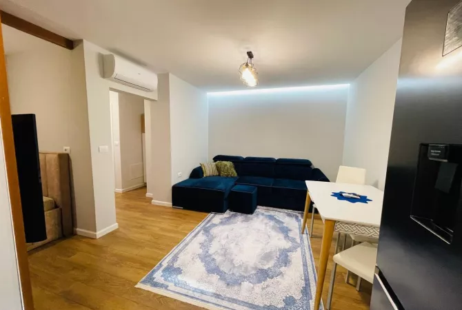 Jepet apartament me qera 1+1 Te Rruga Elbasanit 