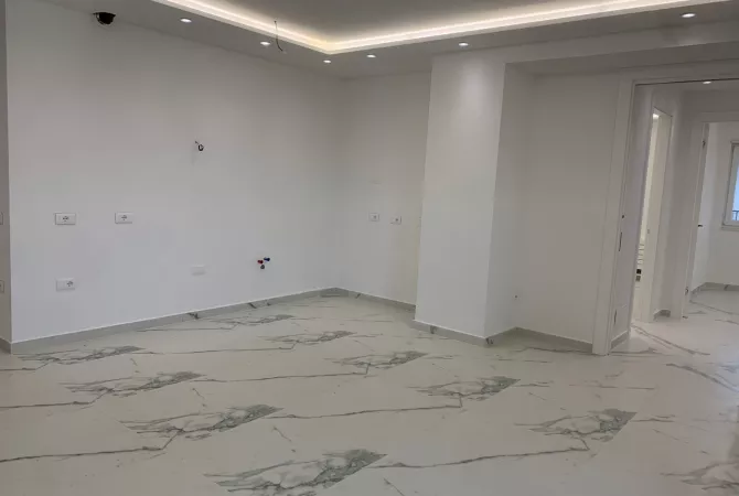 Jepet me qera Ambient Biznesi 2+1 tek ne Qender 