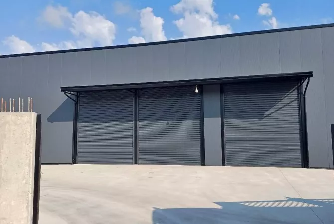 Jepet me qera Magazine Tek Rruga e Aeroportit