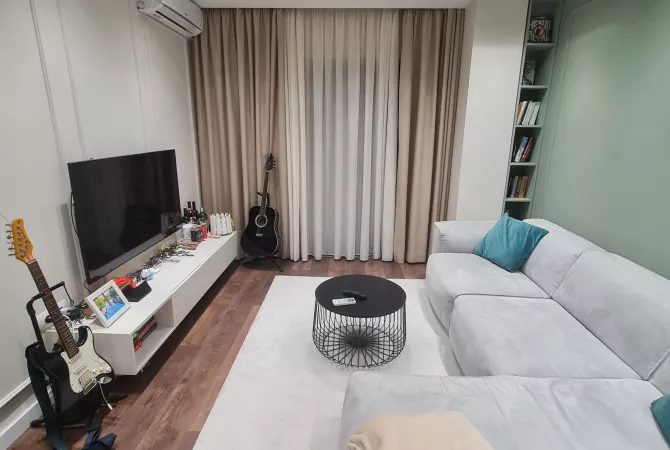 Shtepi me qera Apartament ne Tirane, 1+1, Mobilimi E mobiluar, Pagesa 50,000  Leke.