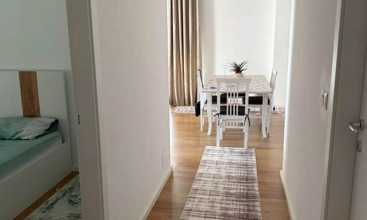 Shtepi me qera Apartament ne Tirane, 2+1, Mobilimi E mobiluar, Pagesa 750  Euro.