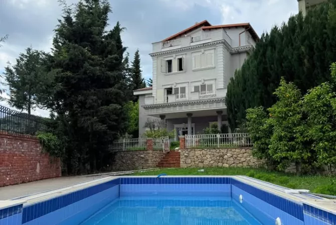 Shitet Vile tek Rezidenca Akacia Hills