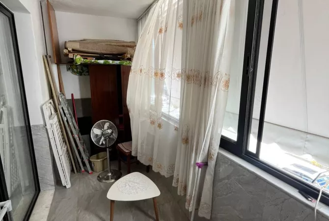 Shtepi me qera Apartament ne Tirane, 1+1, Mobilimi E mobiluar, Pagesa 470  Euro.