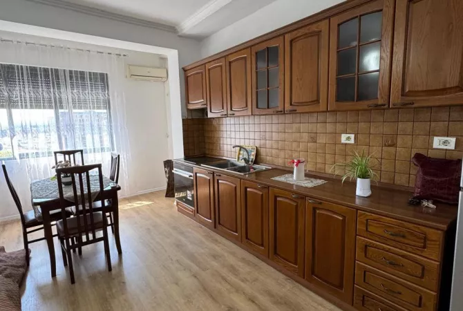 Appartamento in vendita a Tirana 2+1, Vuoto