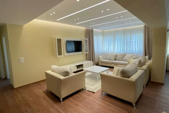 House for Rent 2+1 in Tirana - 1,300 Euro