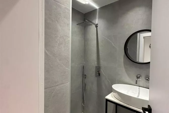 Shtepi me qera Apartament ne Tirane, Garsoniere, Mobilimi E mobiluar, Pagesa 600  Euro.