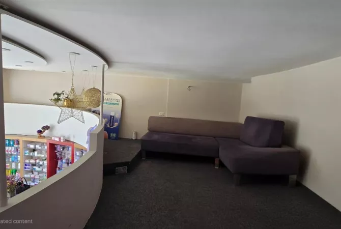 Business Property for Rent 1+1 in Tirana - 700 Euro