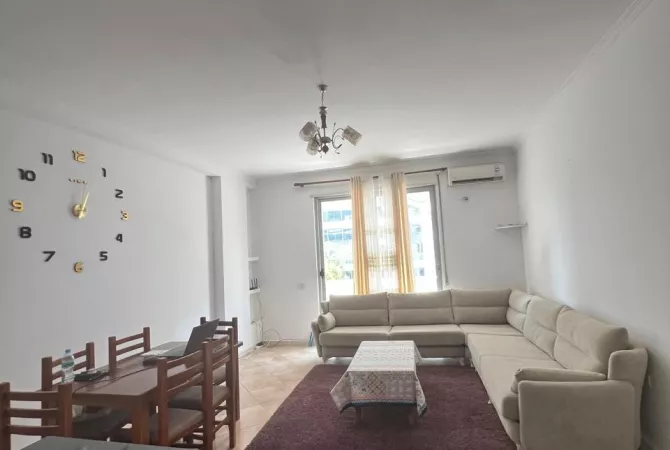 Jepet me qera apartament 2+1 Te Kthesa e Kamezes