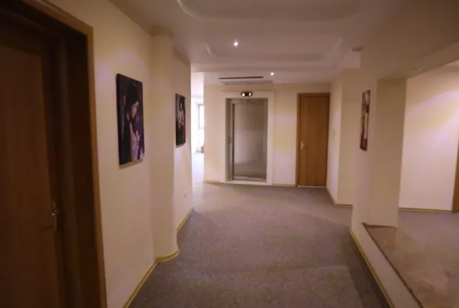 Business Property in Sale 5+1 in Tirana - 3,200,000 Euro