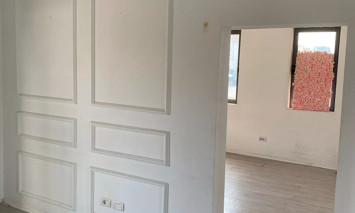 Jepet me qera ambient biznesi ne Astir 