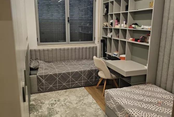 Shtepi me qera Apartament ne Tirane, 2+1, Mobilimi E mobiluar, Pagesa 600  Euro.