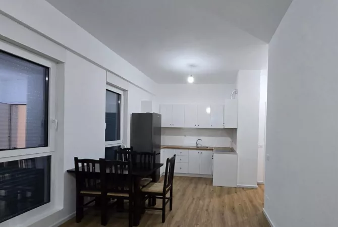 Shtepi me qera Apartament ne Tirane, 1+1, Mobilimi E mobiluar, Pagesa 38,000  Leke.