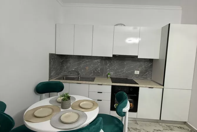 Shtepi ne shitje Apartament ne Durres, 1+1, Mobilimi E mobiluar, Pagesa 72,000  Euro.