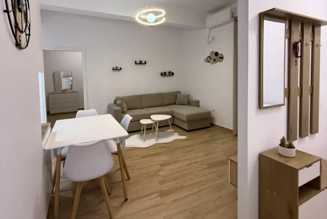 Jepet me qera 1+1 i nje vile private ne Yzberisht 