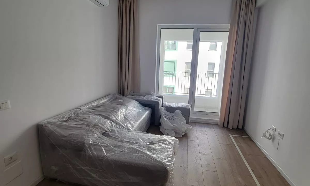 Shtepi me qera Apartament ne Tirane, 1+1, Mobilimi Pjeserisht e mobiluar, Pagesa 40,000  Leke.