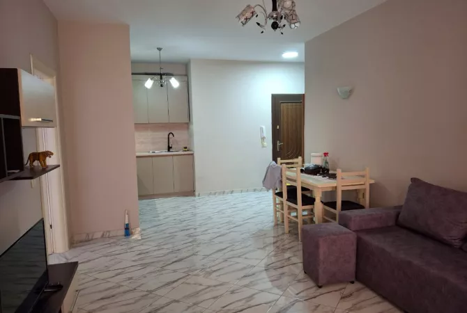 Jepet me qera  apartament 2+1 ne Yzberisht.