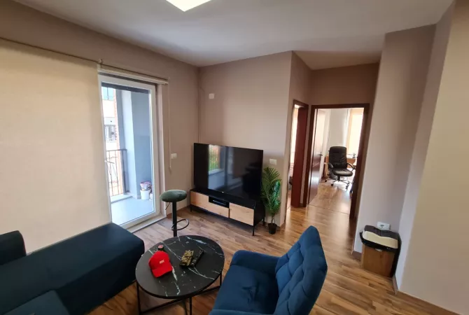 Business Property for Rent 3+1 in Tirana - 160,000 Leke