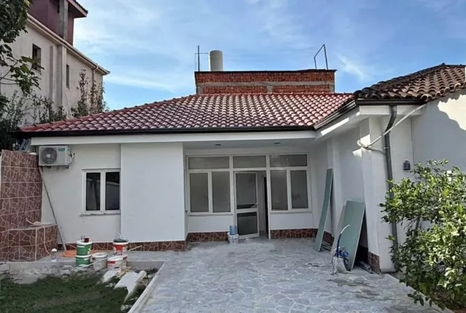 Jepet me Qera shtepi private 2+1 ne Allias