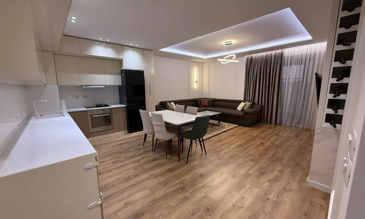 Shtepi me qera Apartament ne Tirane, 2+1, Mobilimi E mobiluar, Pagesa 800  Euro.