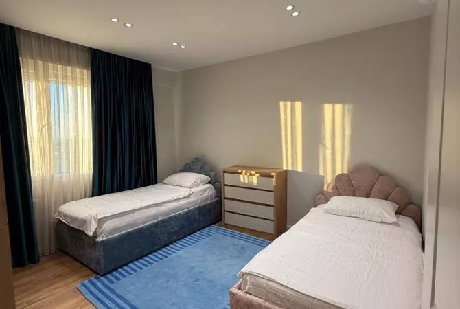 Shtepi me qera Apartament ne Tirane, 2+1, Mobilimi E mobiluar, Pagesa 800  Euro.